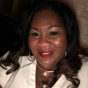 Meet your Posher, Lakesa